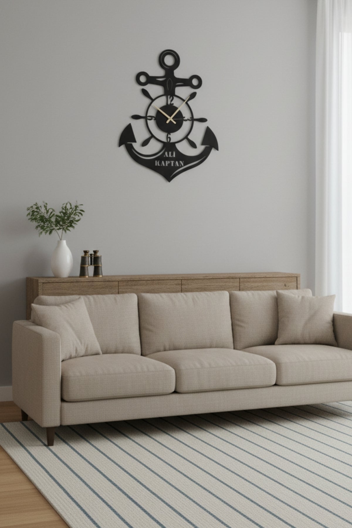 Kişiye Özel İsimli Çapa ve Dümen Tasarımlı Metal Duvar Saati