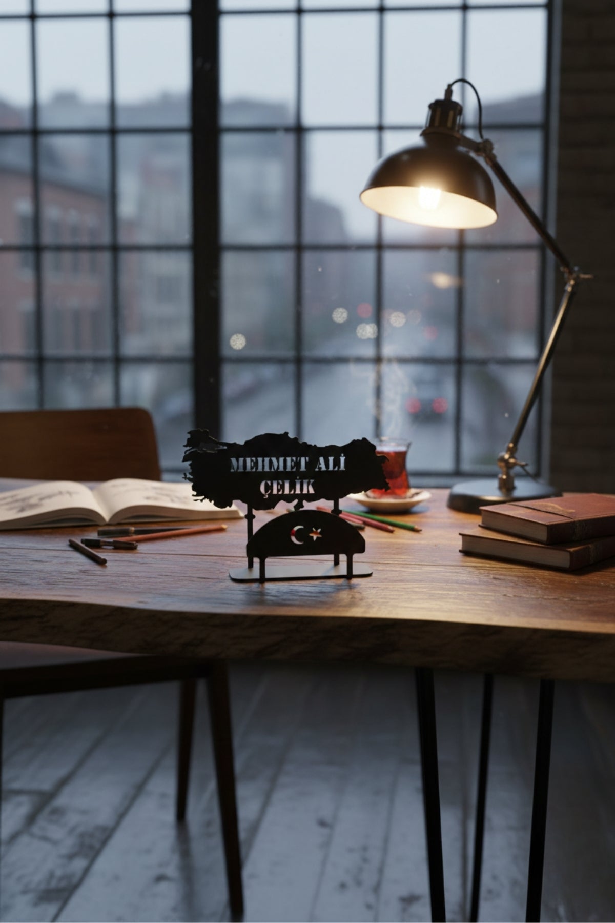 Kişiye Özel Ofis Dekoru Türkiye Haritası ve Bayrak Temalı Masa İsimliği