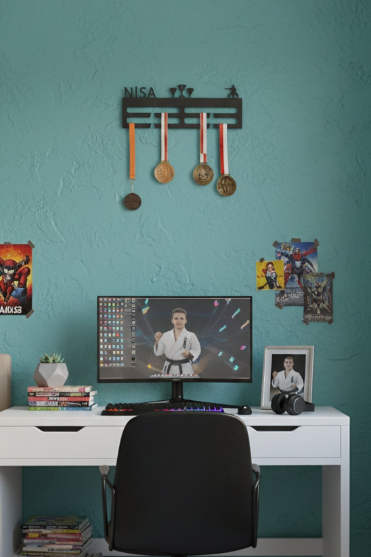 Kişiye Özel isimli Madalya Askılığı Tekvando Madalya Askısı