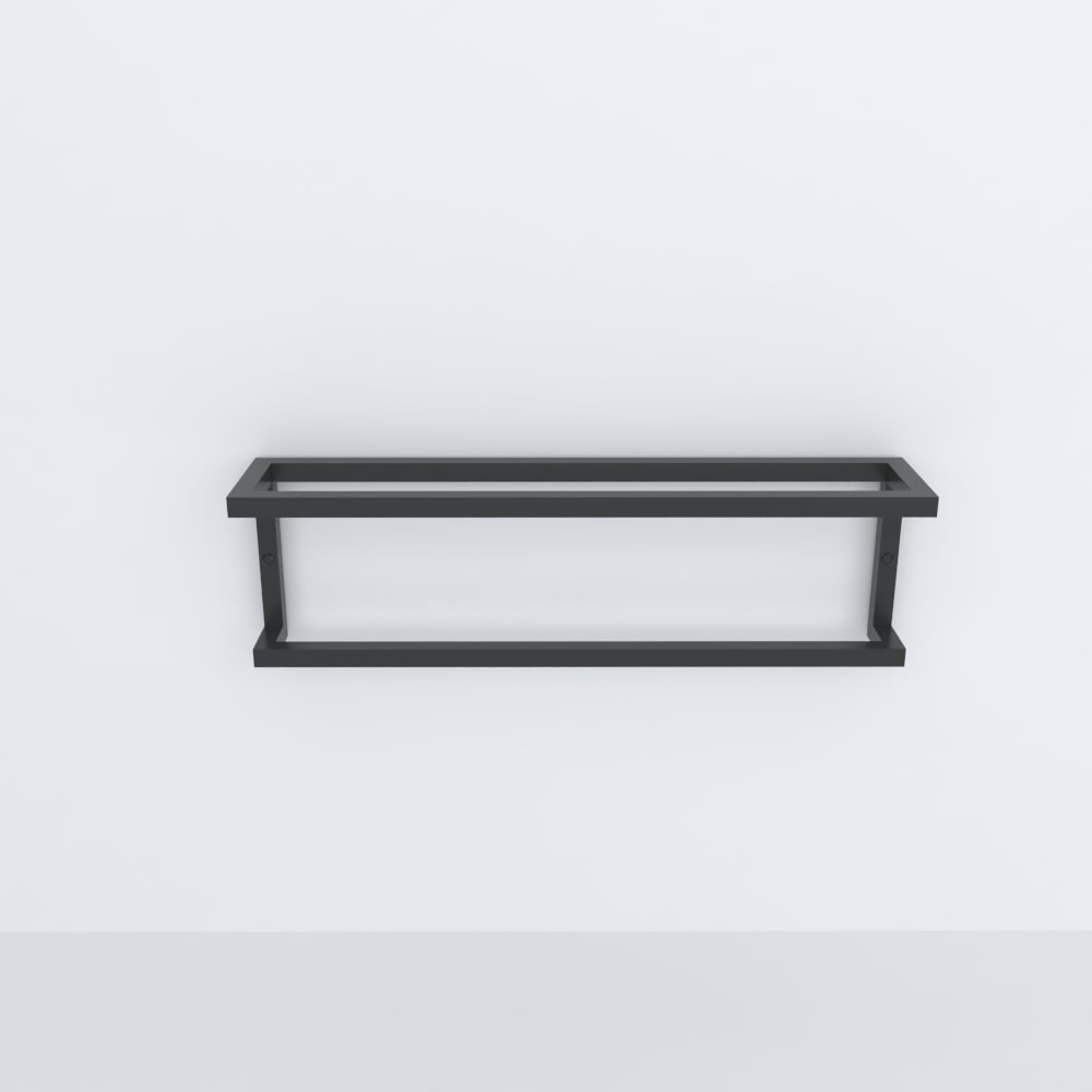 Boş olarak sergilenen, minimalist siyah metal duvara monte bir terlik düzenleyici sade beyaz bir fon önünde duruyor.
