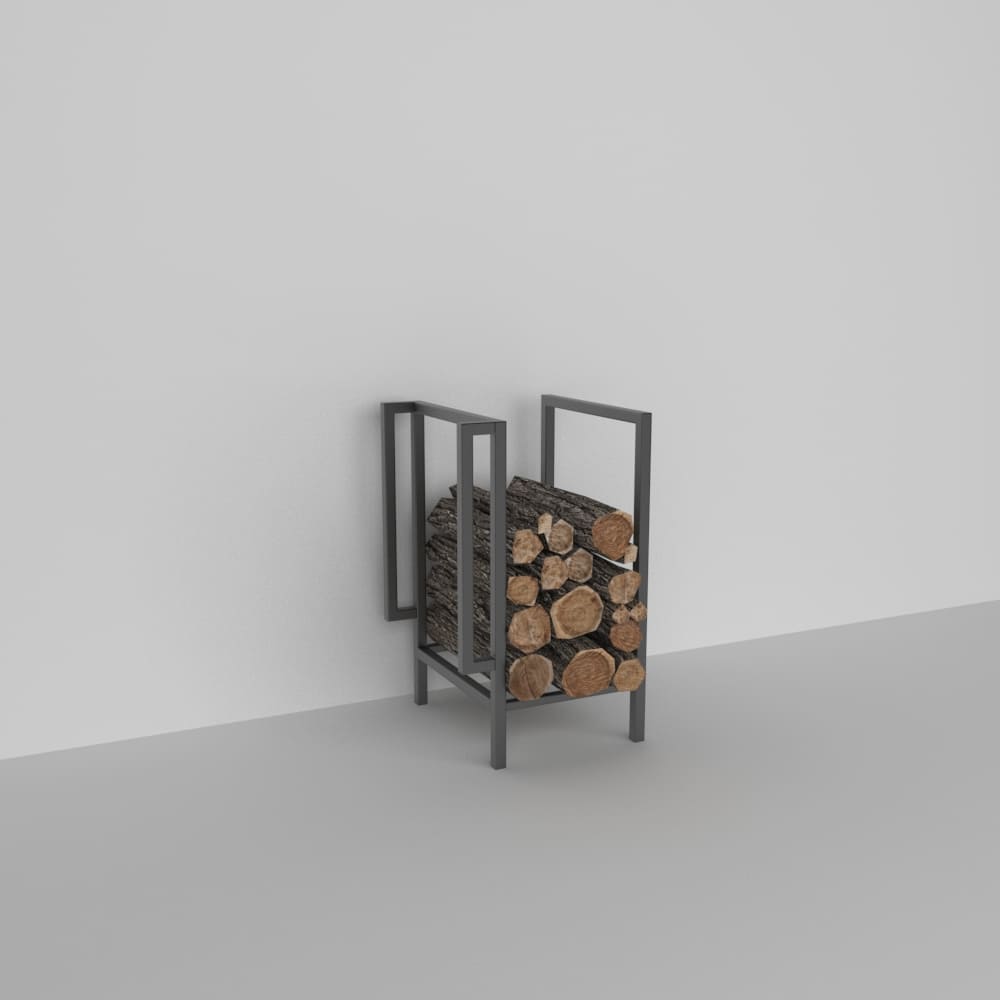 Modern ve minimalist bir ortamda, düz beyaz bir duvara yaslanmış, içine düzenli bir şekilde istiflenmiş kütüklerin bulunduğu, kompakt ve zarif siyah metal bir odunluk.