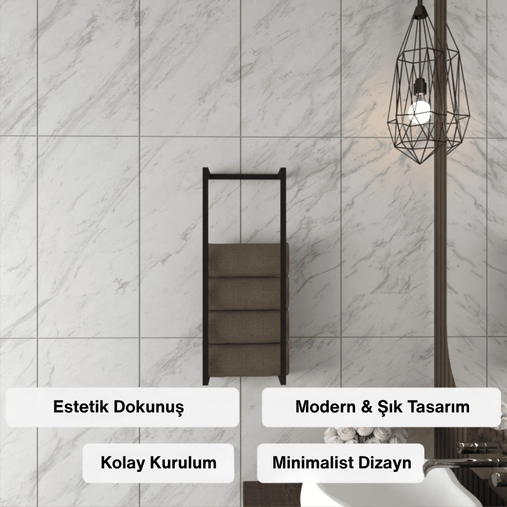 Mermer duvarlı modern bir banyoda monte edilmiş siyah metal havluluk üzerinde kahverengi havlular düzenli şekilde yerleştirilmiştir. Görselde “Estetik Dokunuş”, “Modern & Şık Tasarım”, “Kolay Kurulum” ve “Minimalist Dizayn” gibi ürün özellikleri vurgulanmaktadır.