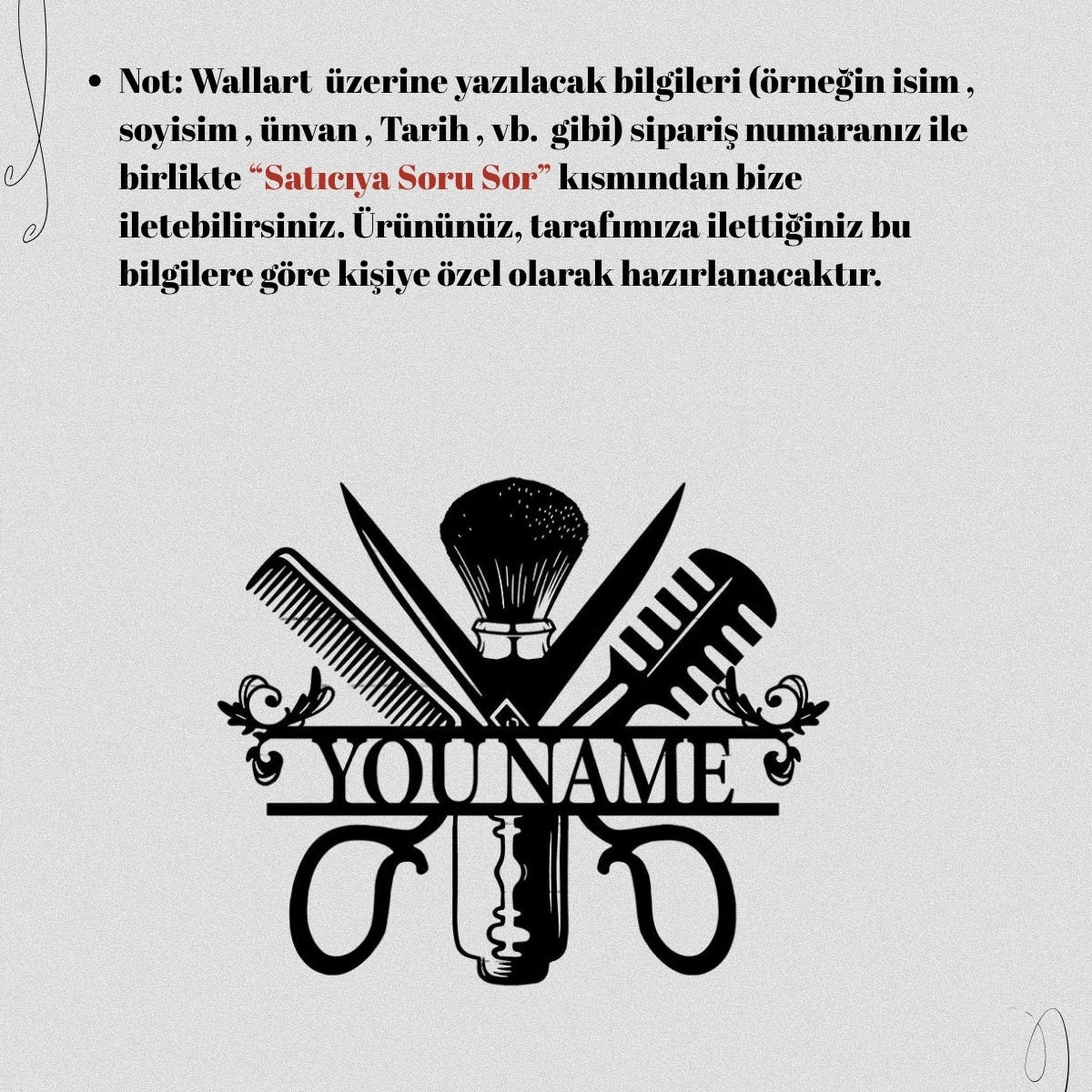 Makas, tarak ve tıraş fırçası figürleriyle tasarlanmış, ortasında kişiselleştirilebilir isim alanı bulunan siyah metal duvar sanatı. Satıcıya sor bildirge görseli.